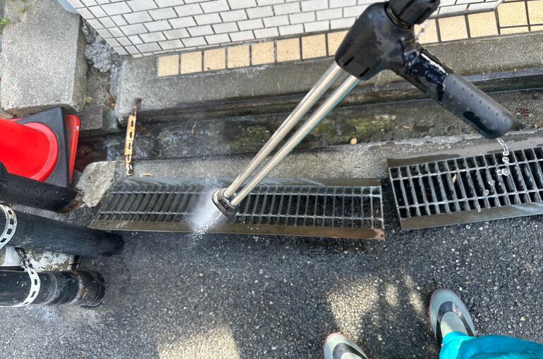 LINE_ALBUM_230917_3